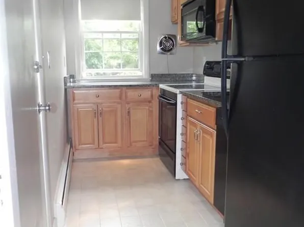 37 Beulah St, Framingham, MA 01701