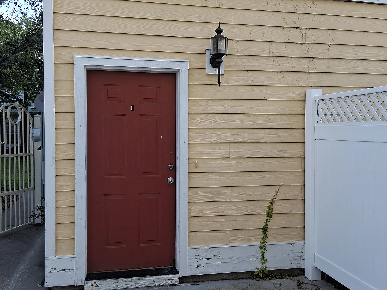 1 bed, 1.5 bath, $1,650 — Photo 1