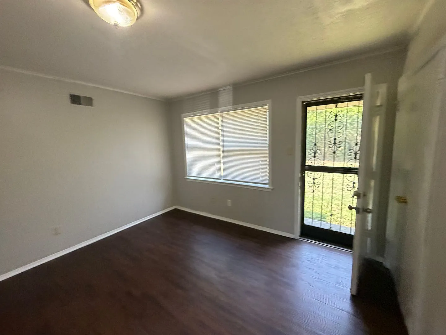 Welcome to 4372 Deerland Street! — Photo 4