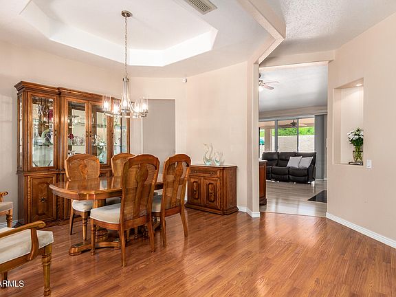 5th image of 2740 E WINDMERE Drive