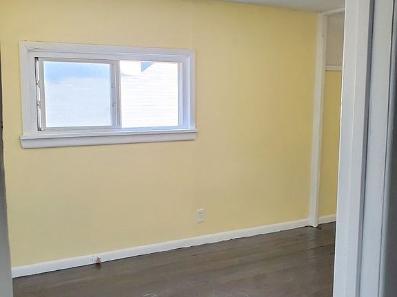 5th image of 3450 E 55th St