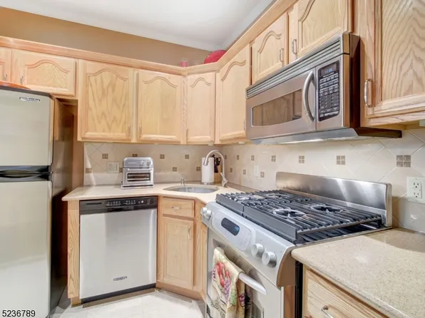 87 Genoble Rd, Montville Twp., NJ 07045