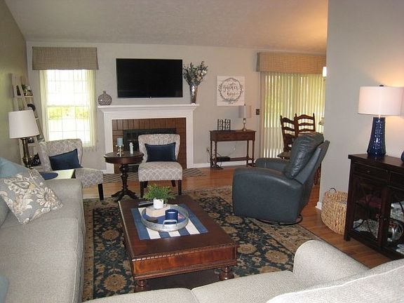 5th image of 18423 Wooded Way