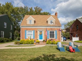 20370 Parkview Ave, Rocky River, OH 44116