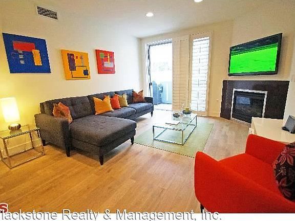 5th image of 900 S Westgate Ave APT 305