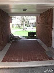 1st image of 11 Old Orchard Dr