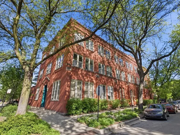 2510 N Wayne Ave APT 304, Chicago, IL 60614