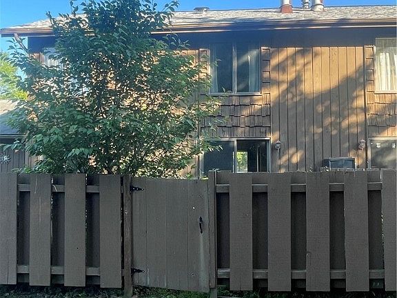 3rd image of 10571 White St Unit 3