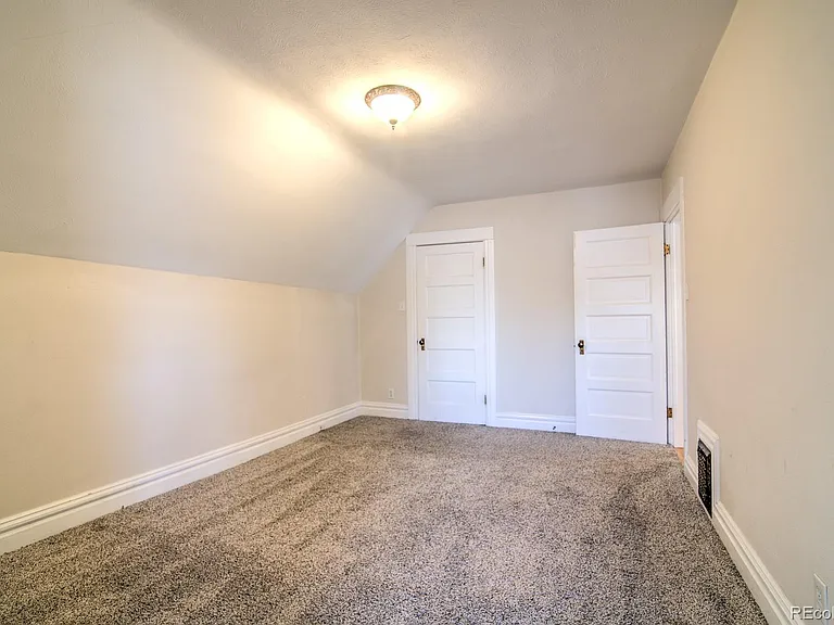 86 N Pearl St — Photo 21