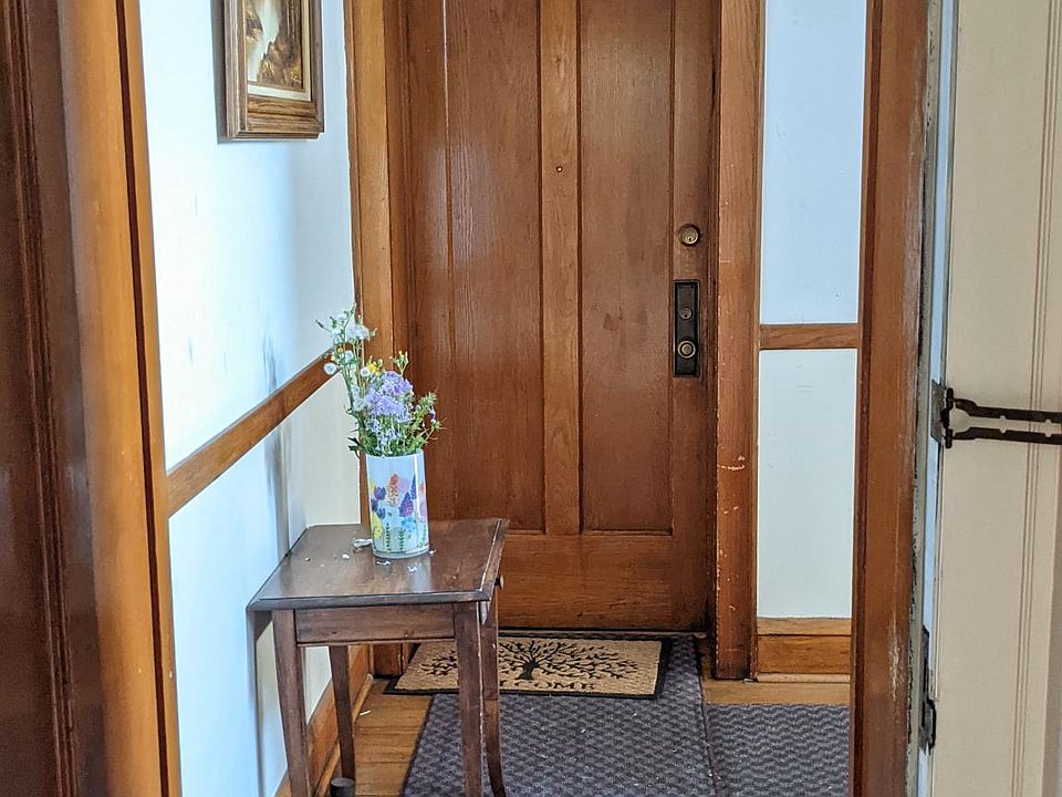 1st image of 3654 N Whipple St #2