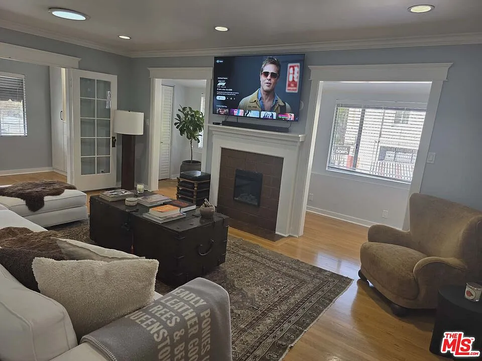 2 bed, 3.0 bath, $5,500 — Photo 1