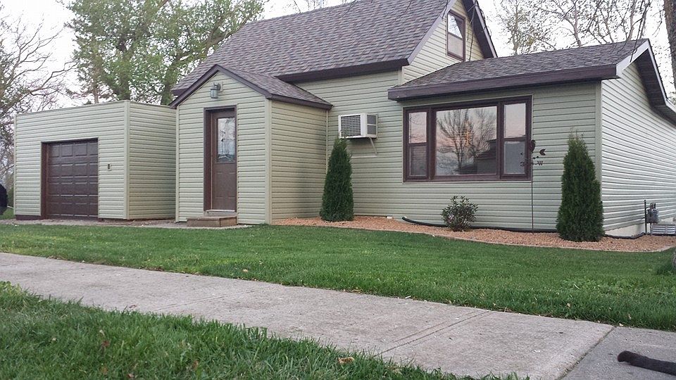 1st image of 108 5th St E