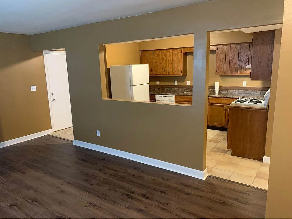 2390 Bicentennial Ave — Photo 3