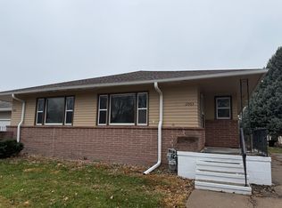 2003 N Keene Ave, Fremont, NE 68025