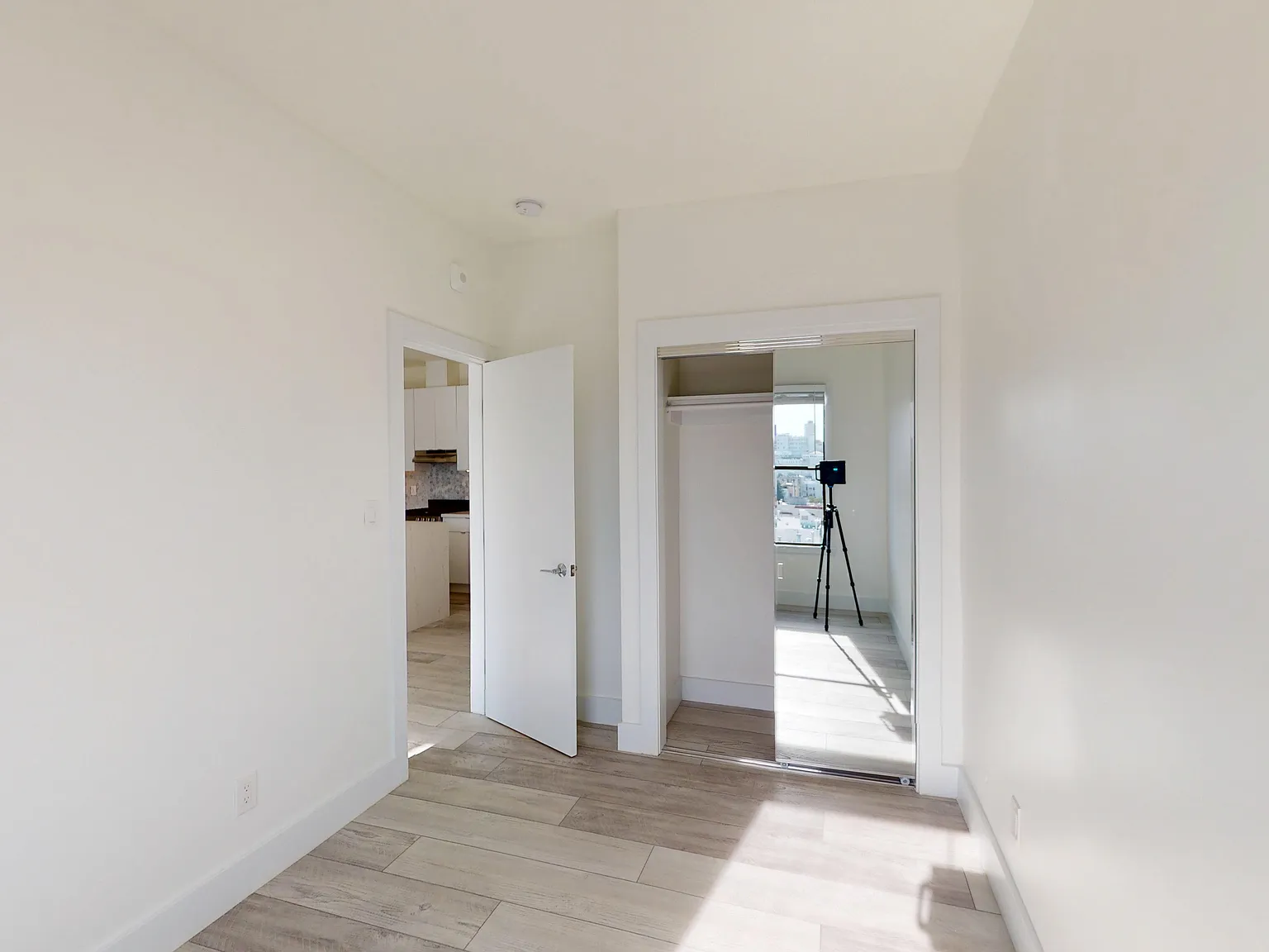 1472 Filbert Street — Photo 2