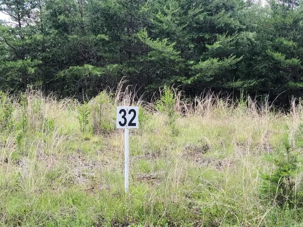 32 Dillards Hill Rd, Union Hall, VA 24176