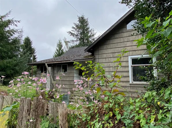 45906 Benjamin Street, Concrete, WA 98237