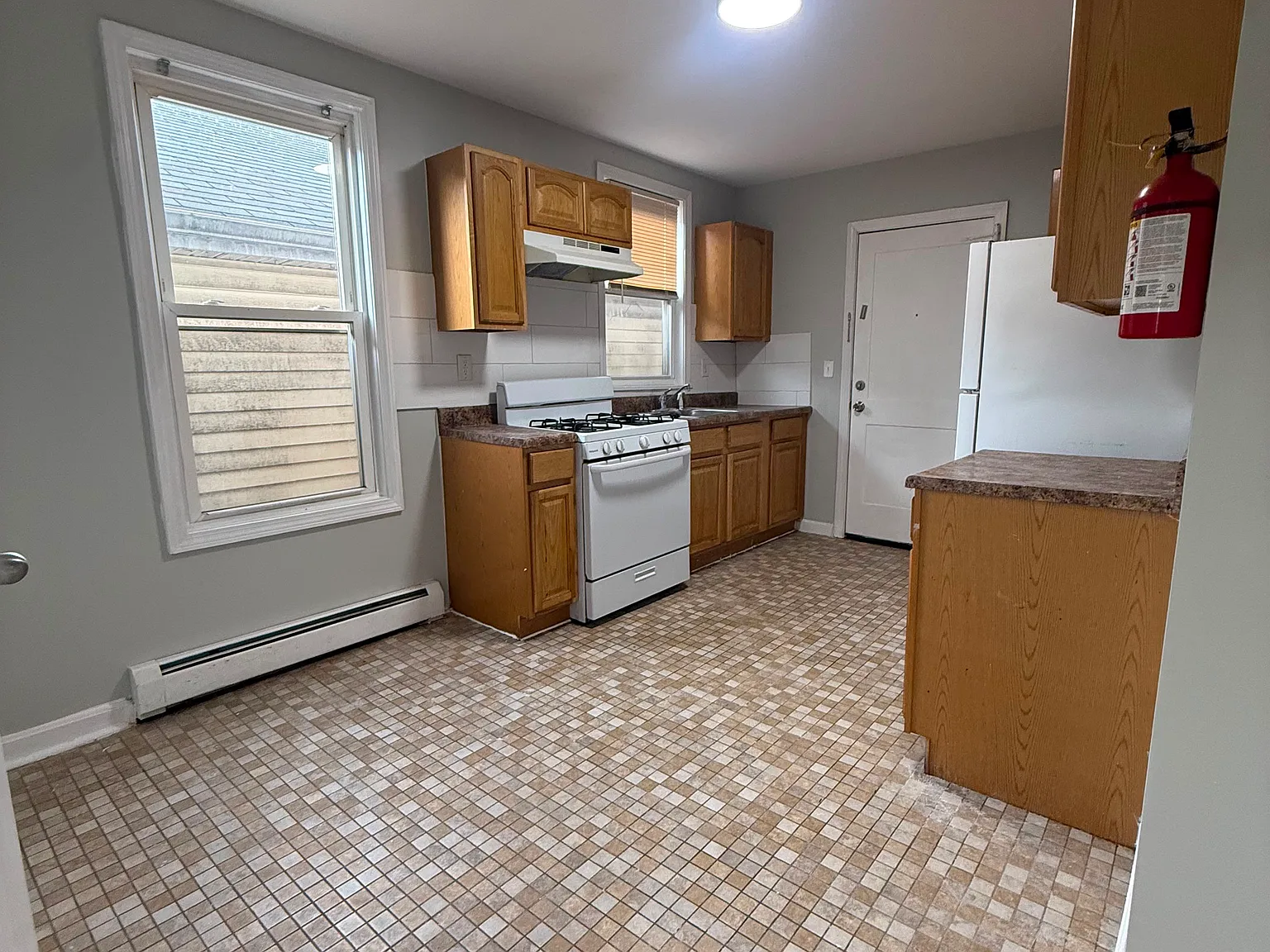 3 bed, $2,250 — Photo 2