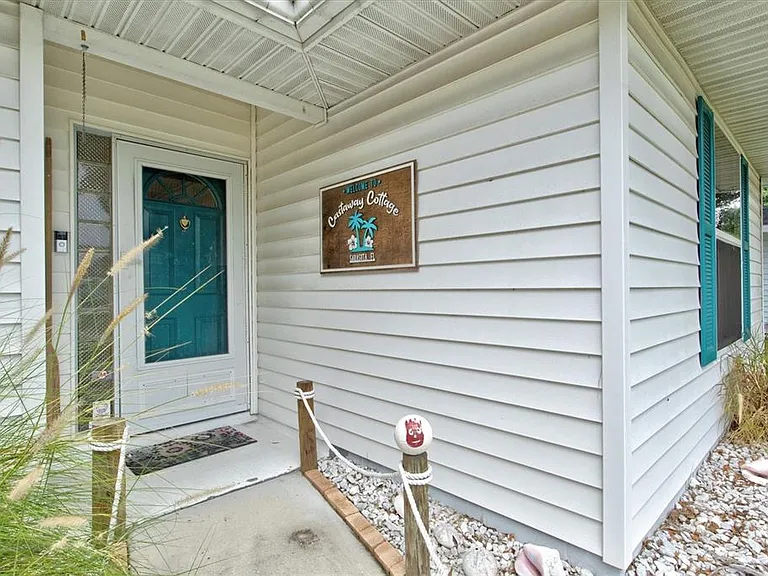 1019 Snead Ave — Photo 2