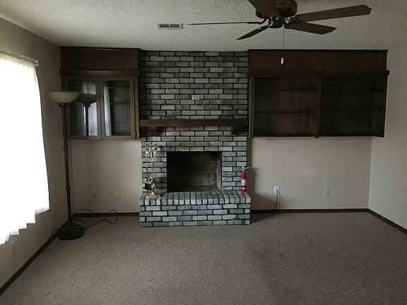 4th image of 1401 W Lillian St APT A