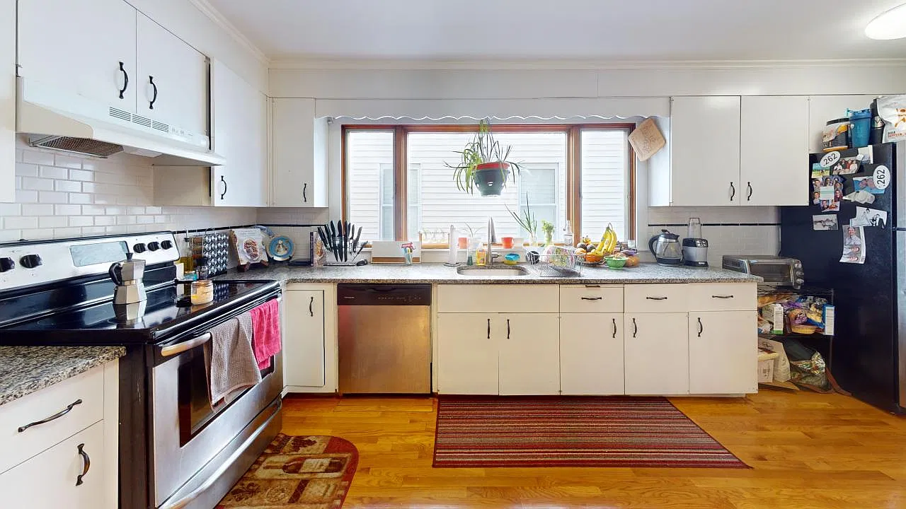 2 bed, 1200 sqft, $2,600 — Photo 4