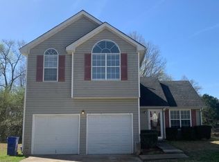 3129 Stonebridge Creek Dr, Lithonia, GA 30058
