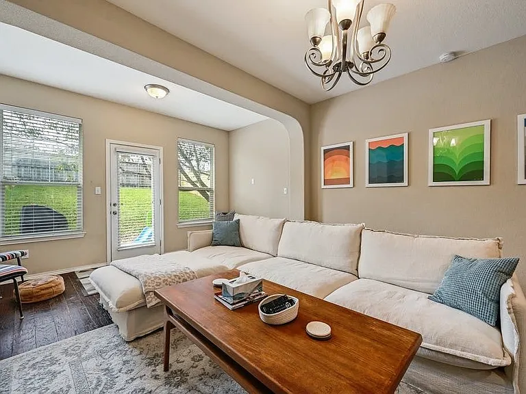 1201 Salem Park Ct — Photo 11