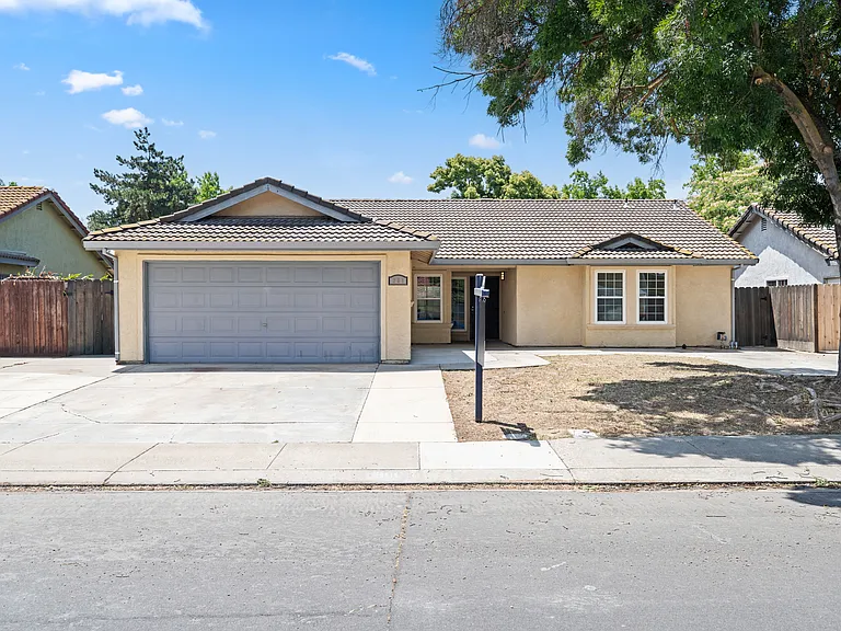 301 Goldrun Dr — Photo 29