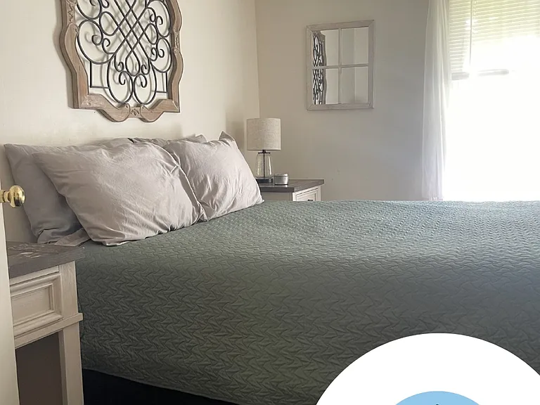 51 Emily Dr — Photo 4