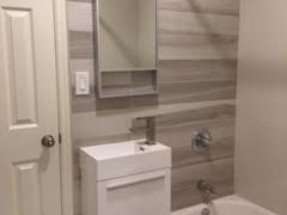 4th image of 313 E 115th St APT 2