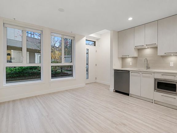 5th image of 2035 Glenaire Dr #124