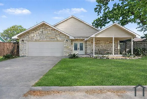 11643 Breezy Knoll Dr — Photo 1