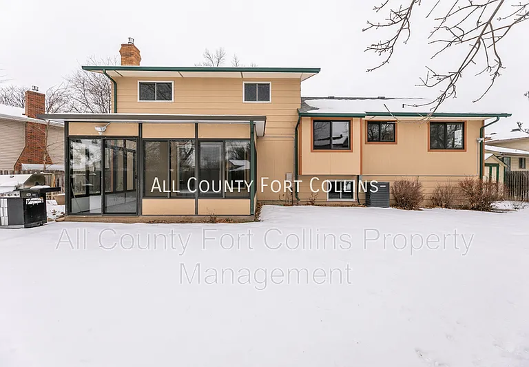 2924 Tumbleweed Ln — Photo 1