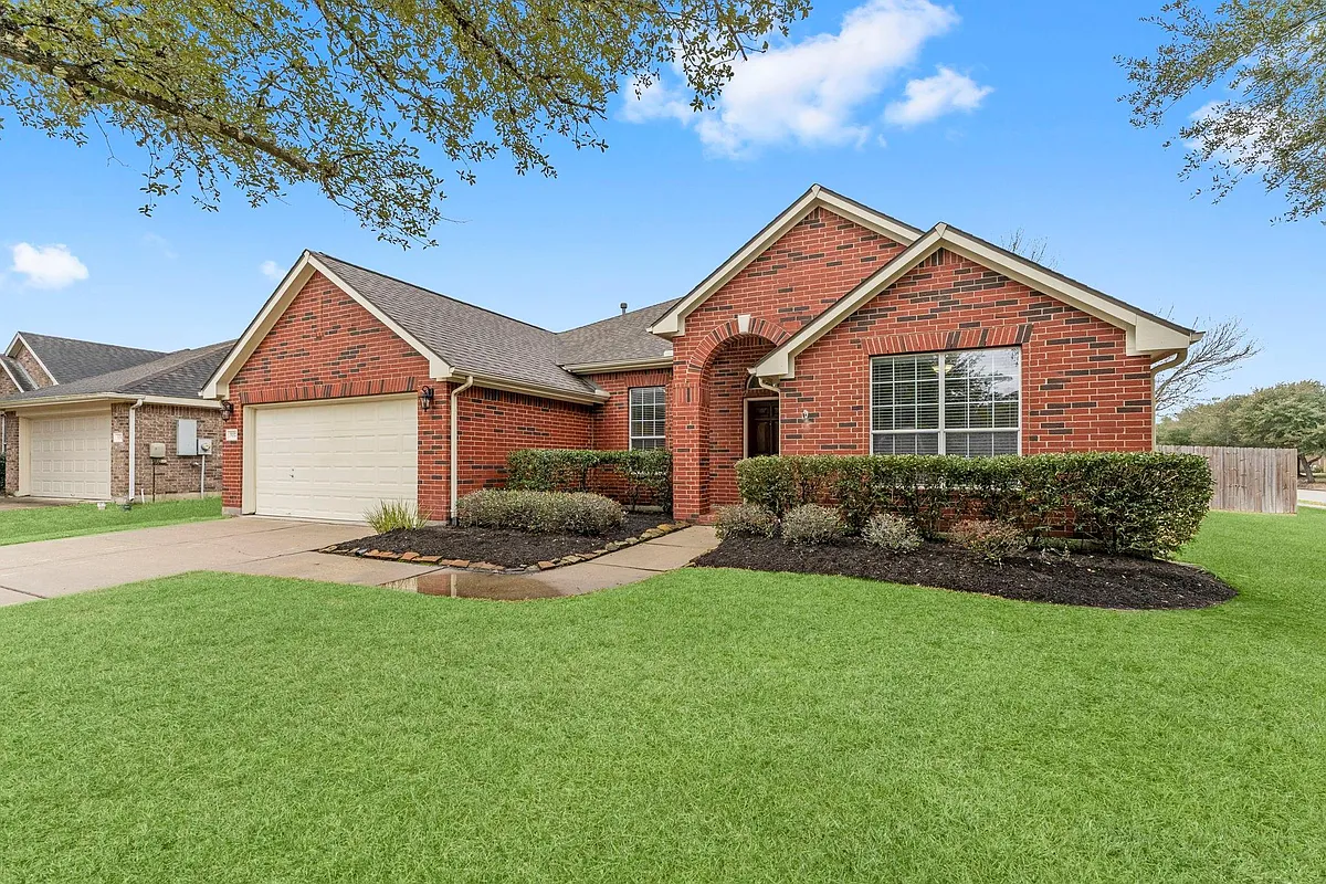 Building Photo - 31323 Trinity Park Ln