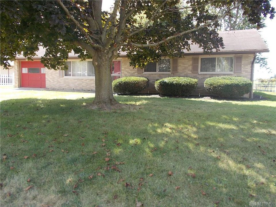 1st image of 102 Oxford Dr
