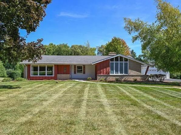 11722 North Solar AVENUE, Mequon, WI 53097