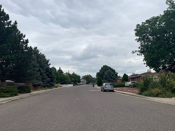 4th image of 7846 Joan Dr