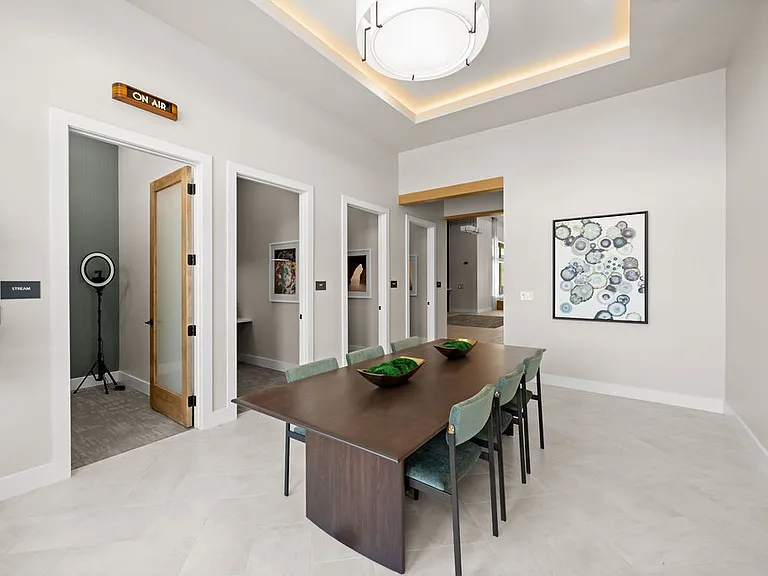 Solis North Creek — Photo 15