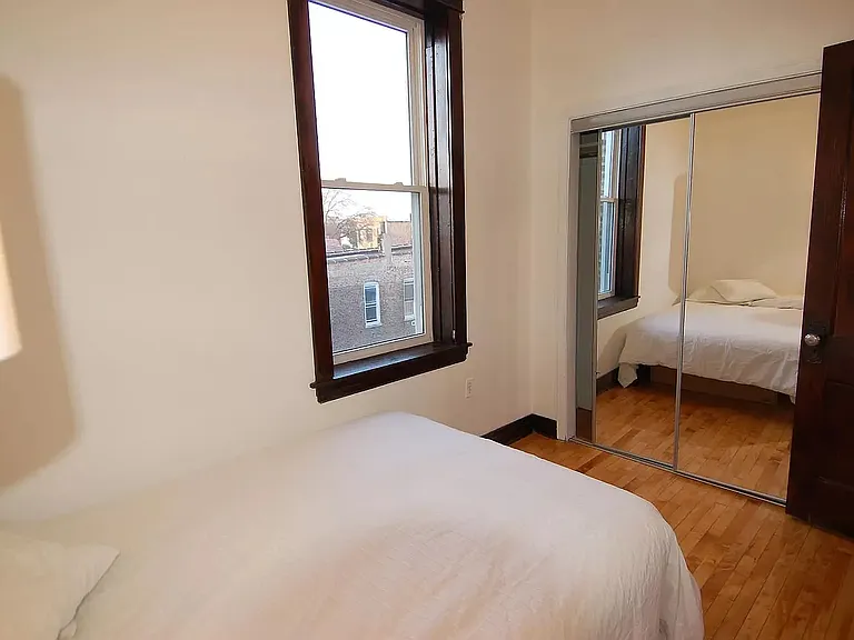 912 N Richmond St #1R — Photo 7