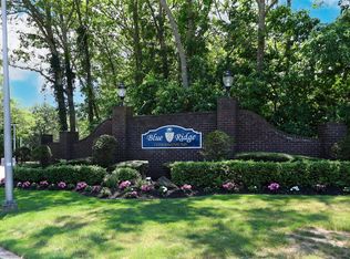 720 Blue Ridge Dr, Medford, NY 11763