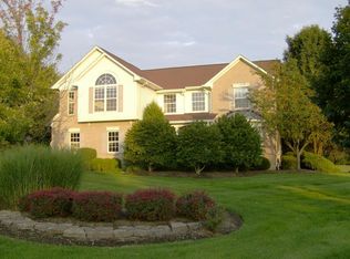 4635 Sarah Dr, Mason, OH 45040