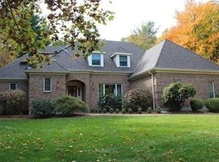 42 Willow Brook Rd, Holden, MA 01520