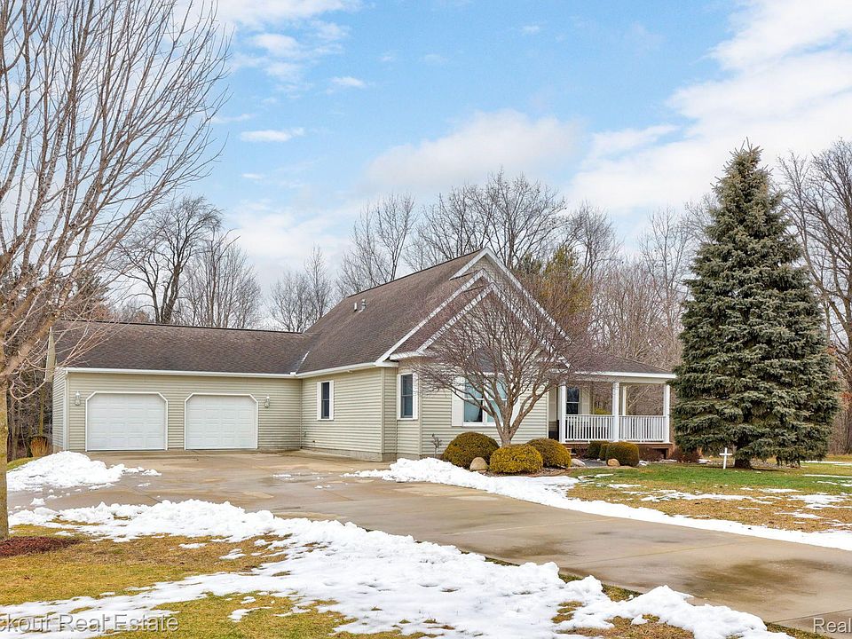 1st image of 7578 Waters Edge Dr
