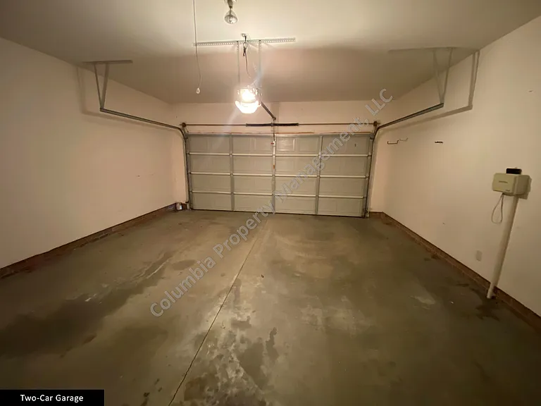 568 Park Place Dr — Photo 20
