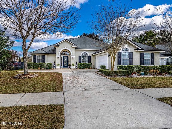 2nd image of 13775 Victoria Lakes Dr