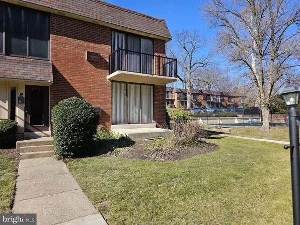 100 E Glenolden Ave APT C2, Glenolden, PA 19036