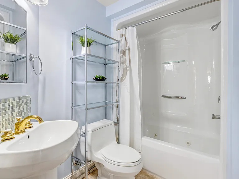 360 W Washington Ave #1001 — Photo 26