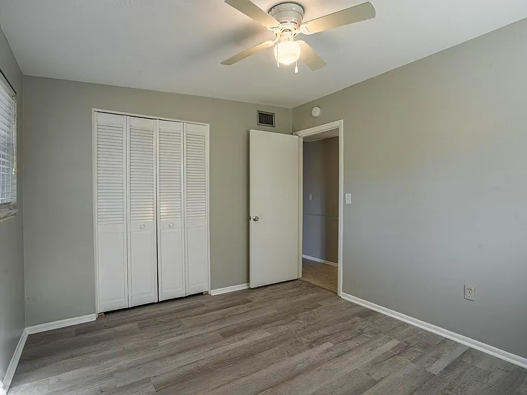 3007 Willow Ave — Photo 15