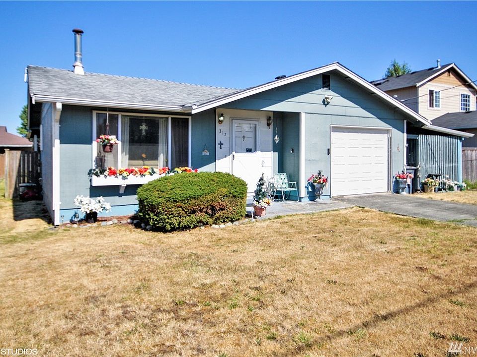 1st image of 317 Calistoga St W