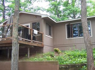 2087 Deepwood Dr, Farwell, MI 48622